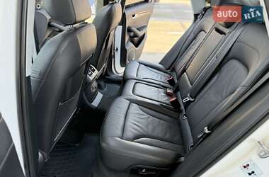 Внедорожник / Кроссовер Audi Q5 2015 в 