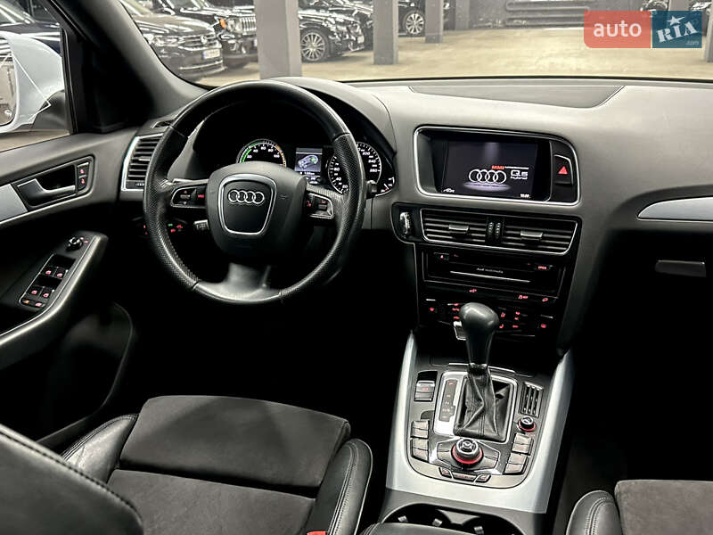 Внедорожник / Кроссовер Audi Q5 2011 в Харькове