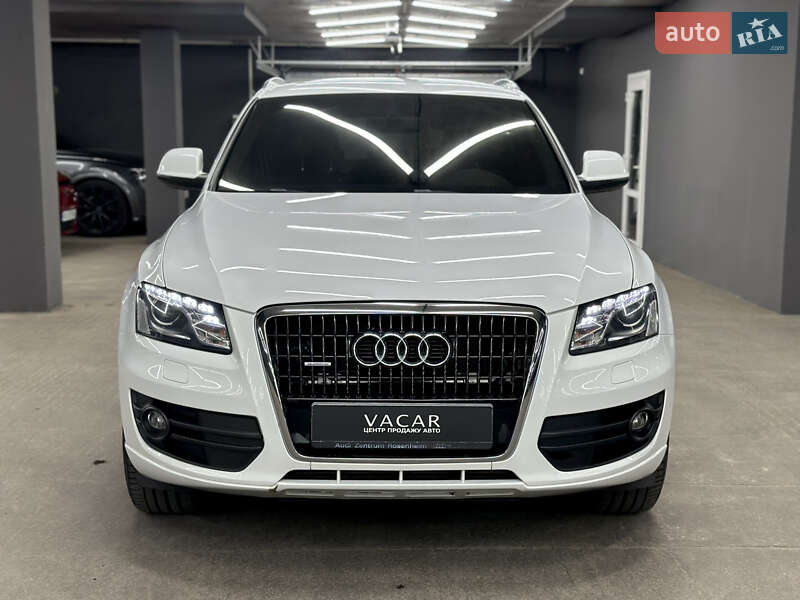 Внедорожник / Кроссовер Audi Q5 2011 в Харькове