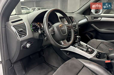 Позашляховик / Кросовер Audi Q5 2011 в 