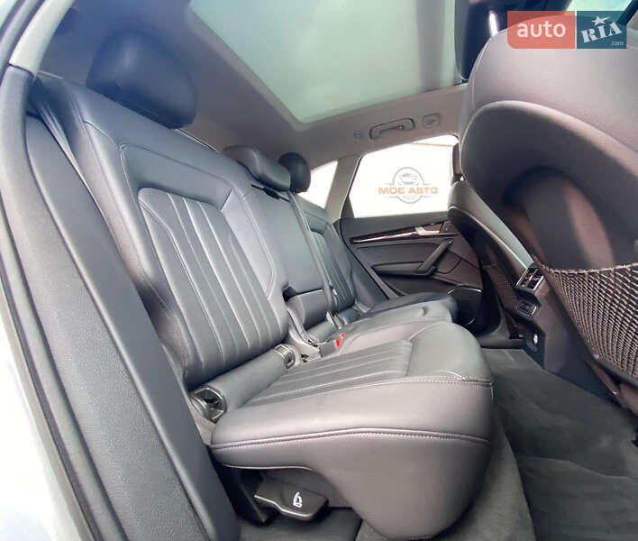 Внедорожник / Кроссовер Audi Q5 2019 в Ровно