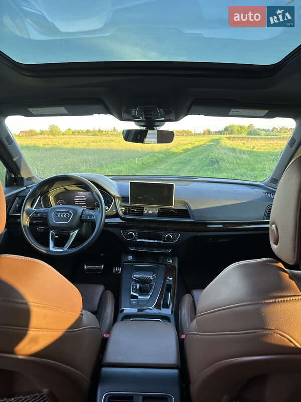 Внедорожник / Кроссовер Audi Q5 2019 в Луцке
