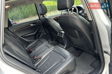 Позашляховик / Кросовер Audi Q5 2011 в 