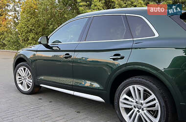 Внедорожник / Кроссовер Audi Q5 2018 в 