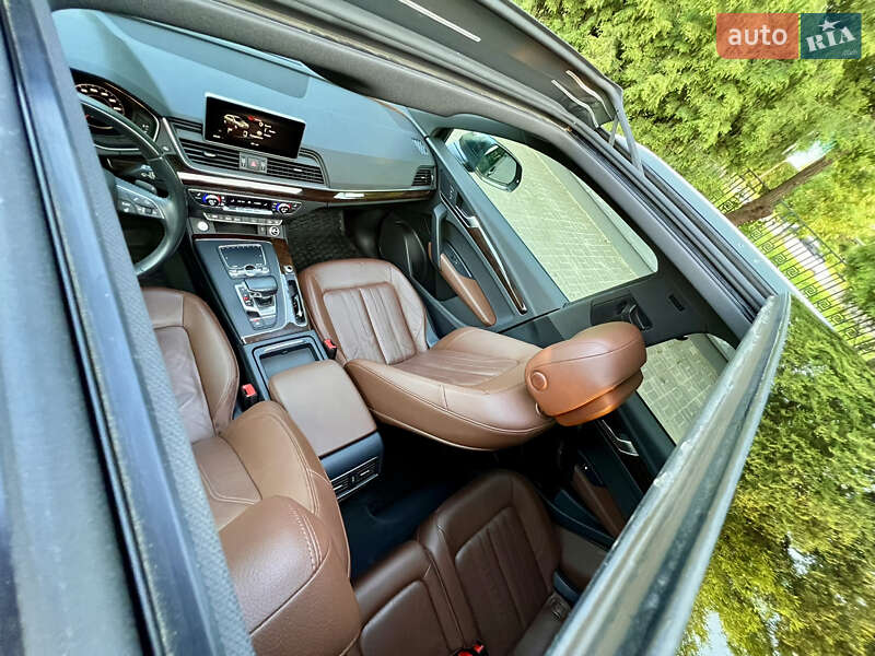 Внедорожник / Кроссовер Audi Q5 2018 в Львове