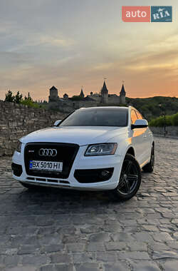 Внедорожник / Кроссовер Audi Q5 2011 в Каменец-Подольском