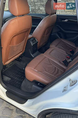 Внедорожник / Кроссовер Audi Q5 2011 в 