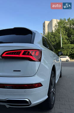 Внедорожник / Кроссовер Audi Q5 2019 в 