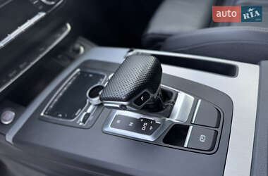 Внедорожник / Кроссовер Audi Q5 2019 в 