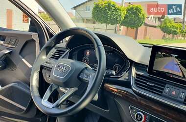 Внедорожник / Кроссовер Audi Q5 2018 в 