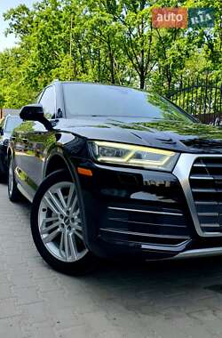 Внедорожник / Кроссовер Audi Q5 2018 в Киеве
