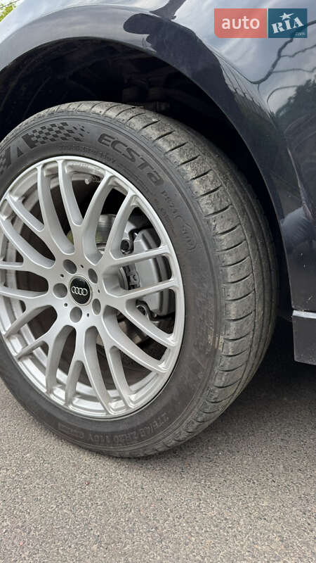 Внедорожник / Кроссовер Audi Q5 2012 в Нововолынске