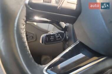 Внедорожник / Кроссовер Audi Q5 2011 в 