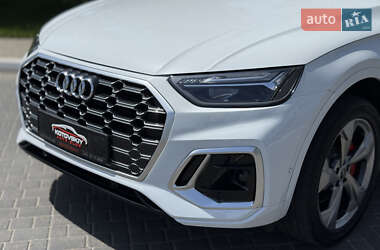 Внедорожник / Кроссовер Audi Q5 2022 в 