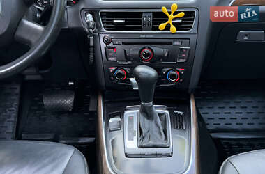 Внедорожник / Кроссовер Audi Q5 2010 в 