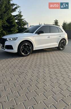 Позашляховик / Кросовер Audi Q5 2019 в Тернополі