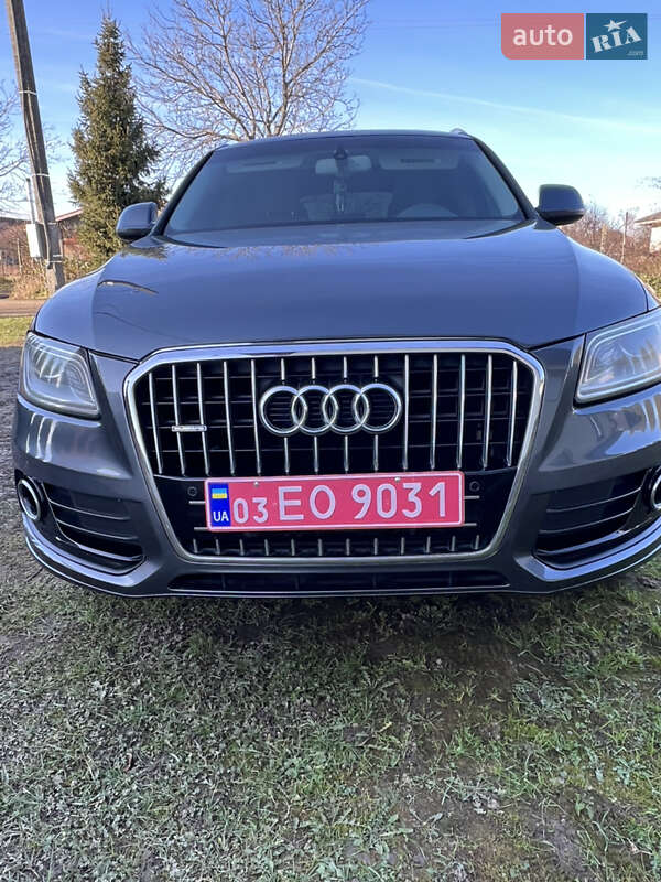 Внедорожник / Кроссовер Audi Q5 2015 в Ужгороде