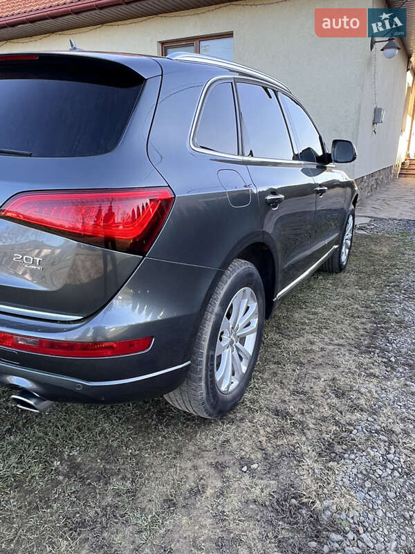 Внедорожник / Кроссовер Audi Q5 2015 в Ужгороде