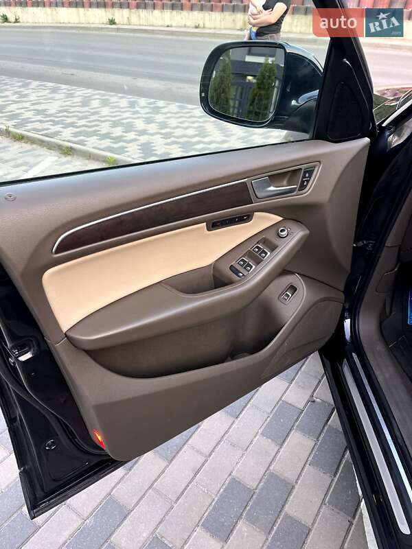 Внедорожник / Кроссовер Audi Q5 2013 в Луцке