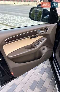 Внедорожник / Кроссовер Audi Q5 2013 в 