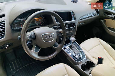 Позашляховик / Кросовер Audi Q5 2013 в 