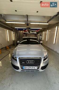 Внедорожник / Кроссовер Audi Q5 2012 в 