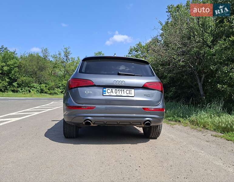 Внедорожник / Кроссовер Audi Q5 2012 в Смеле