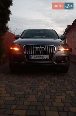 Внедорожник / Кроссовер Audi Q5 2012 в 