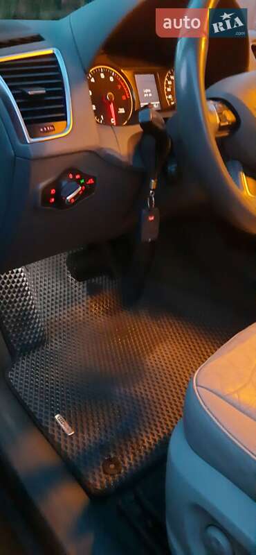 Внедорожник / Кроссовер Audi Q5 2012 в Смеле