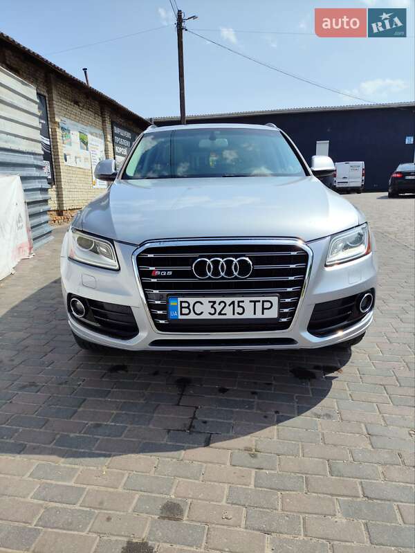 Внедорожник / Кроссовер Audi Q5 2015 в Городке