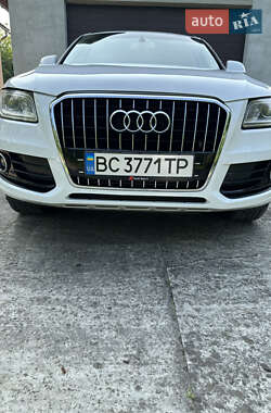 Позашляховик / Кросовер Audi Q5 2015 в 