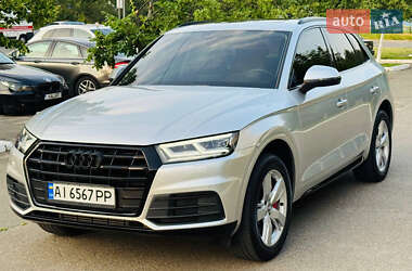 Позашляховик / Кросовер Audi Q5 2019 в 
