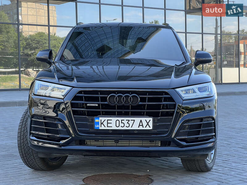 Внедорожник / Кроссовер Audi Q5 2017 в Днепре