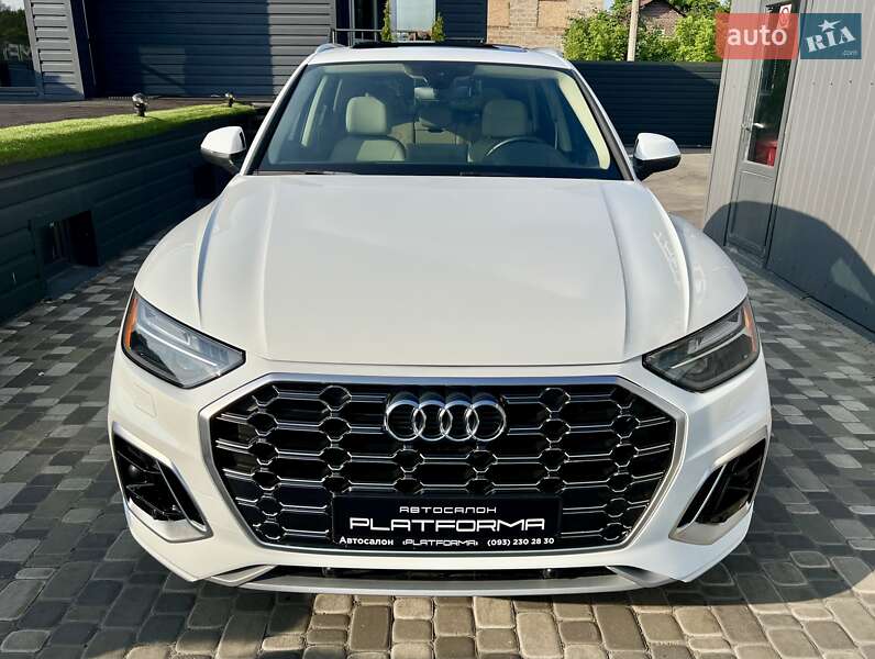 Позашляховик / Кросовер Audi Q5 2021 в Києві