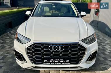 Внедорожник / Кроссовер Audi Q5 2021 в 