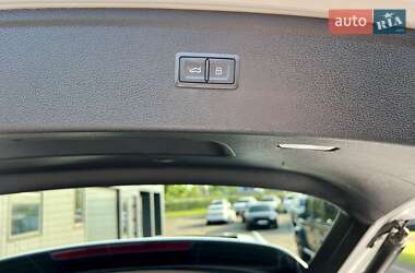 Внедорожник / Кроссовер Audi Q5 2021 в 