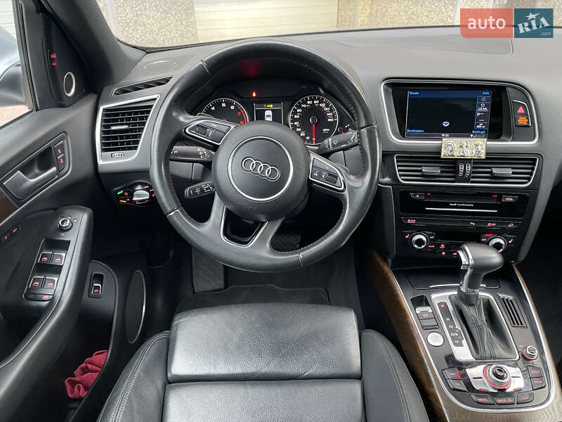 Позашляховик / Кросовер Audi Q5 2014 в Івано-Франківську