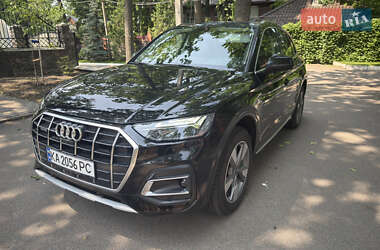 Внедорожник / Кроссовер Audi Q5 2024 в 