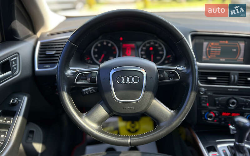 Позашляховик / Кросовер Audi Q5 2010 в Львові