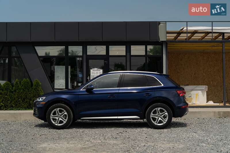 Внедорожник / Кроссовер Audi Q5 2018 в Черновцах