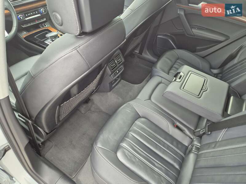 Внедорожник / Кроссовер Audi Q5 2022 в Барышевке