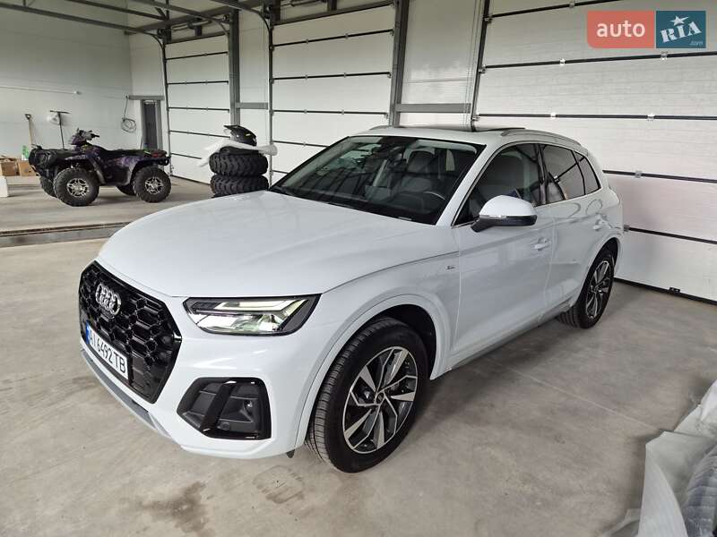 Внедорожник / Кроссовер Audi Q5 2022 в Барышевке