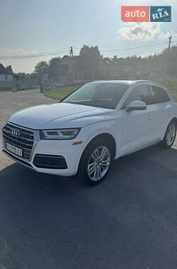 Позашляховик / Кросовер Audi Q5 2018 в Обухові
