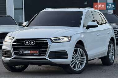 Внедорожник / Кроссовер Audi Q5 2017 в 
