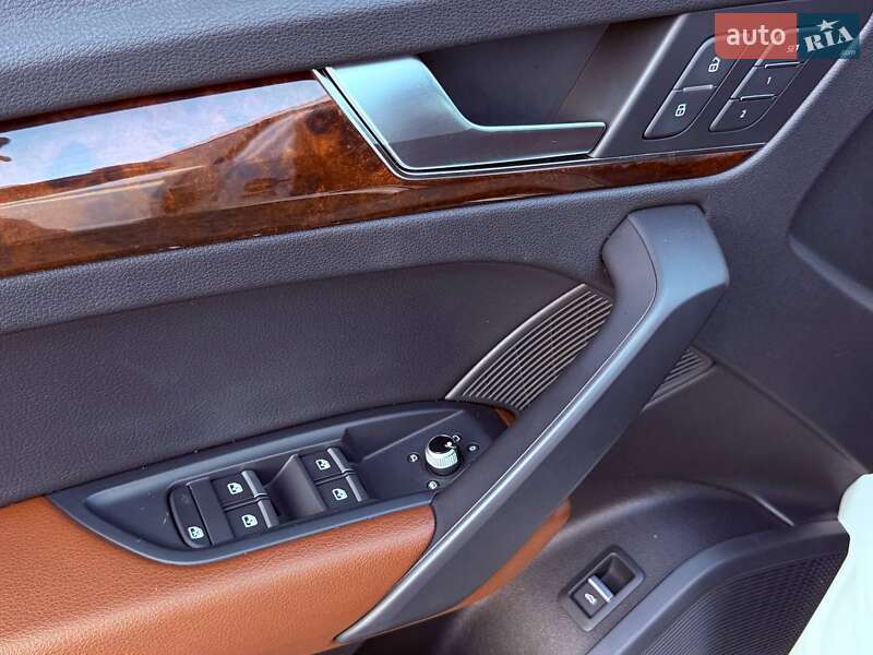 Внедорожник / Кроссовер Audi Q5 2017 в Харькове