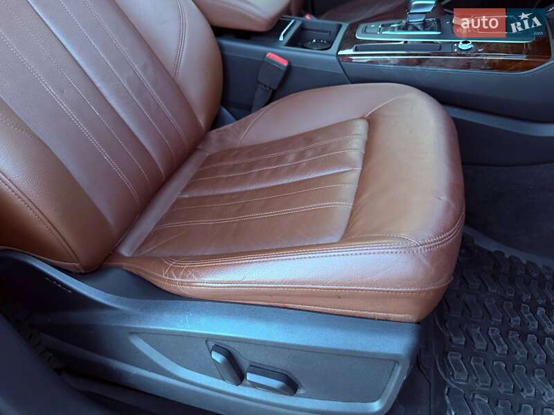 Внедорожник / Кроссовер Audi Q5 2017 в Харькове