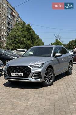 Позашляховик / Кросовер Audi Q5 2021 в Кривому Розі