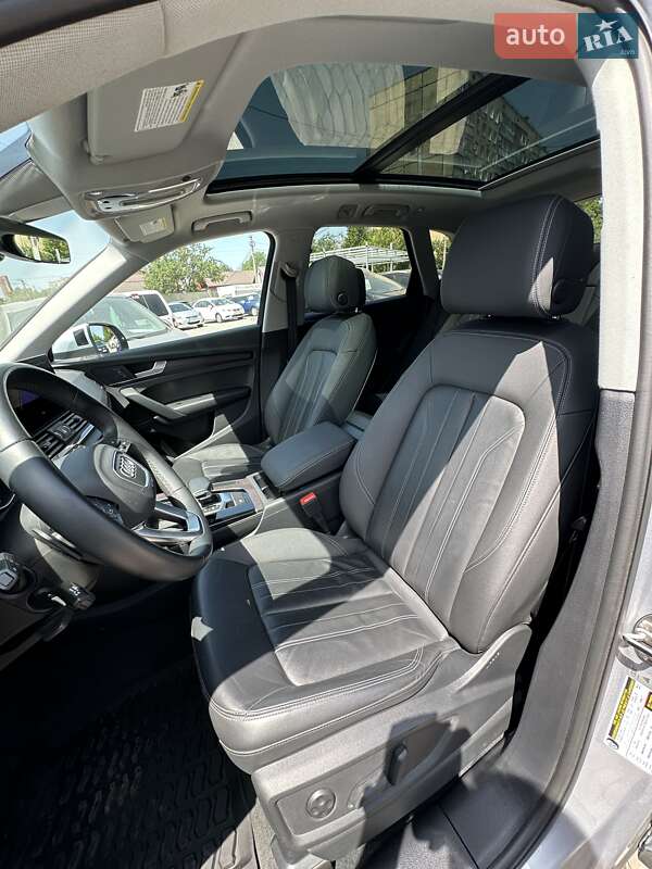 Внедорожник / Кроссовер Audi Q5 2021 в Кривом Роге