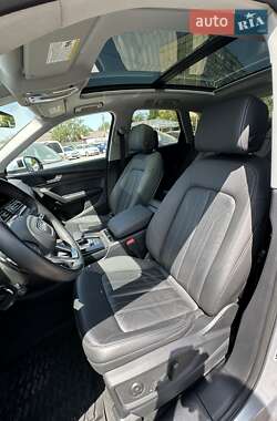 Внедорожник / Кроссовер Audi Q5 2021 в 