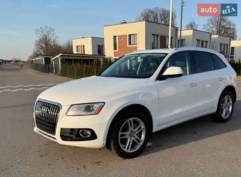 Внедорожник / Кроссовер Audi Q5 2016 в 